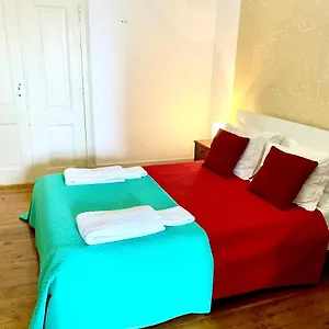 https://chiado-central-double-room-6-no-natural-sunlight.hotels-lisbon-portugal.com